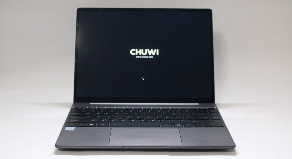 i5-8259Uを搭載したCHUWI「新型CoreBook X」をレビュー！実売価格5万 
